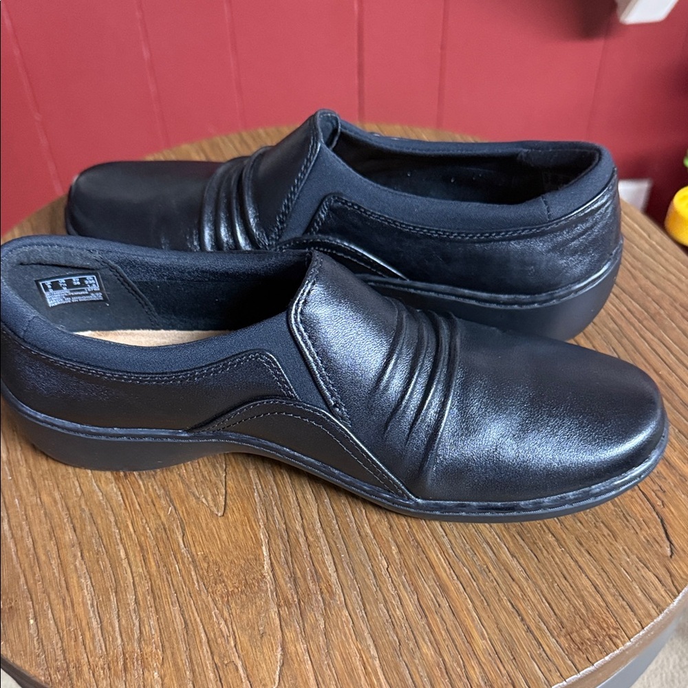 Clarks Black Casual Loafers - Picture 8 of 12
